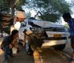 美国务卿克里离开印度前往机场途中遇车祸