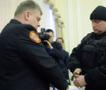 乌克兰腐败高官内阁直播会议上被带走