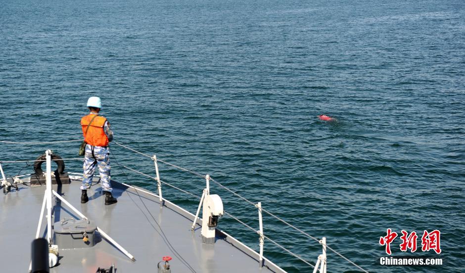 中国海军东海舰队某水警区组织反水雷作战演练